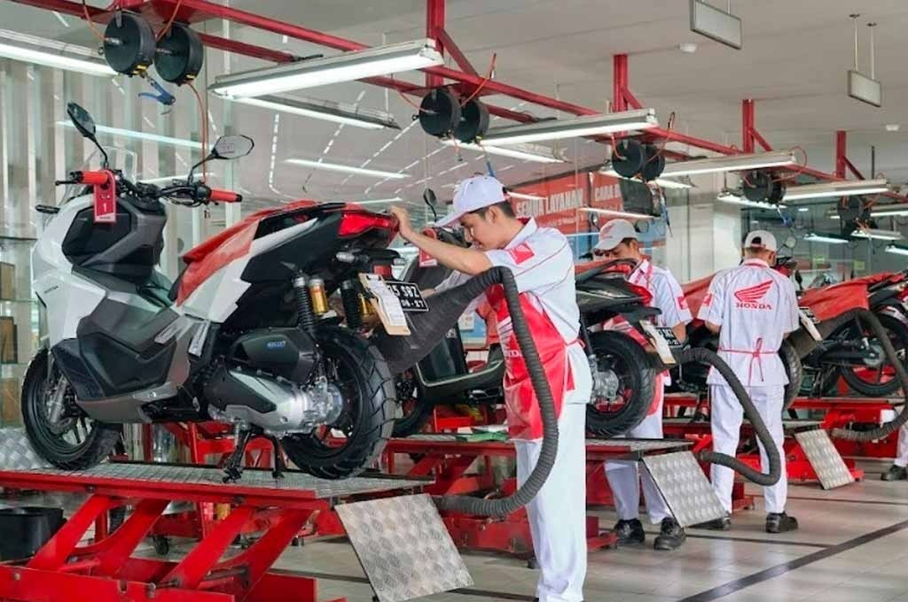 Hemat Biaya, Jangan Lalai Rawat Motor Kesayangan
