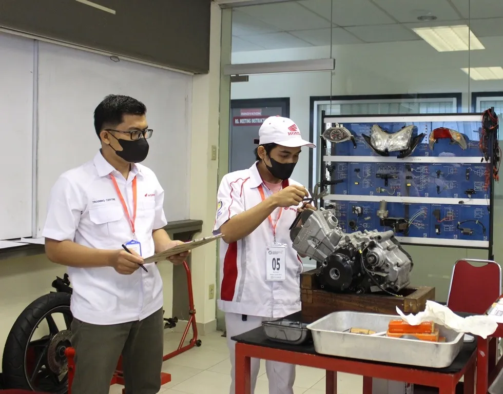 Honda Gelar Kontes Mekanik Regional Sumut