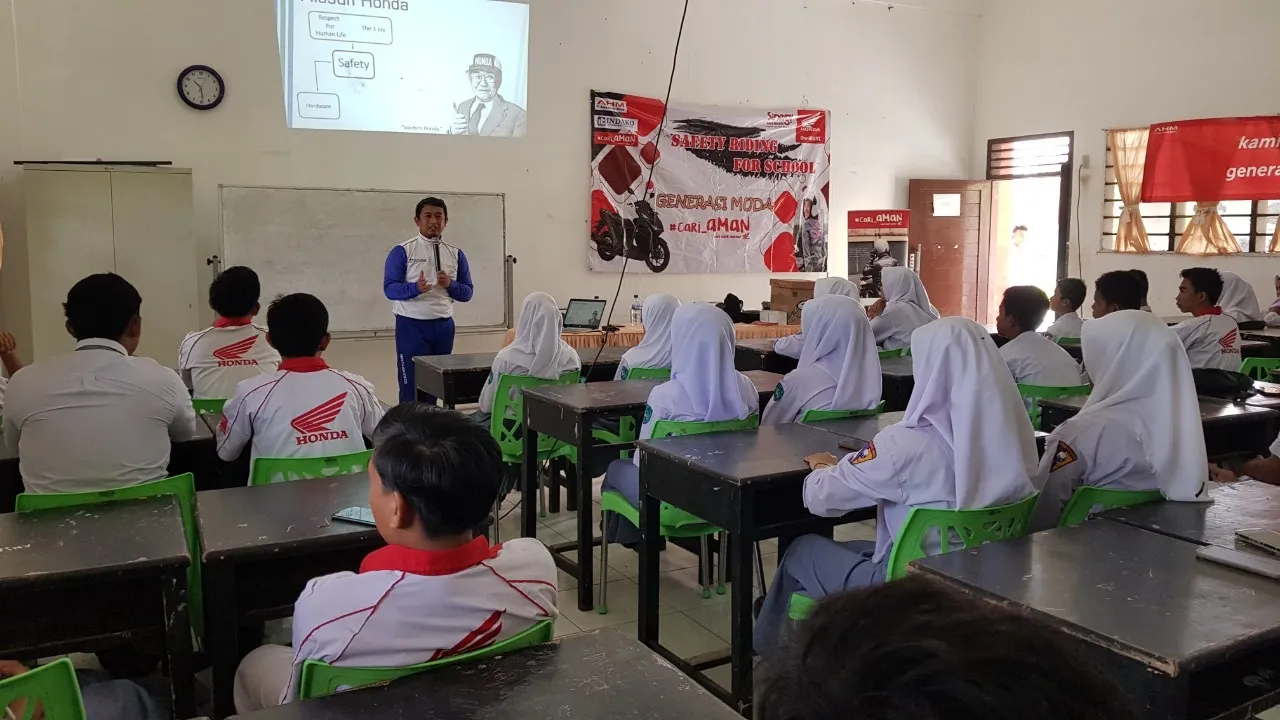 Honda Perkuat Pesan #Cari_Aman Generasi Muda Sumut