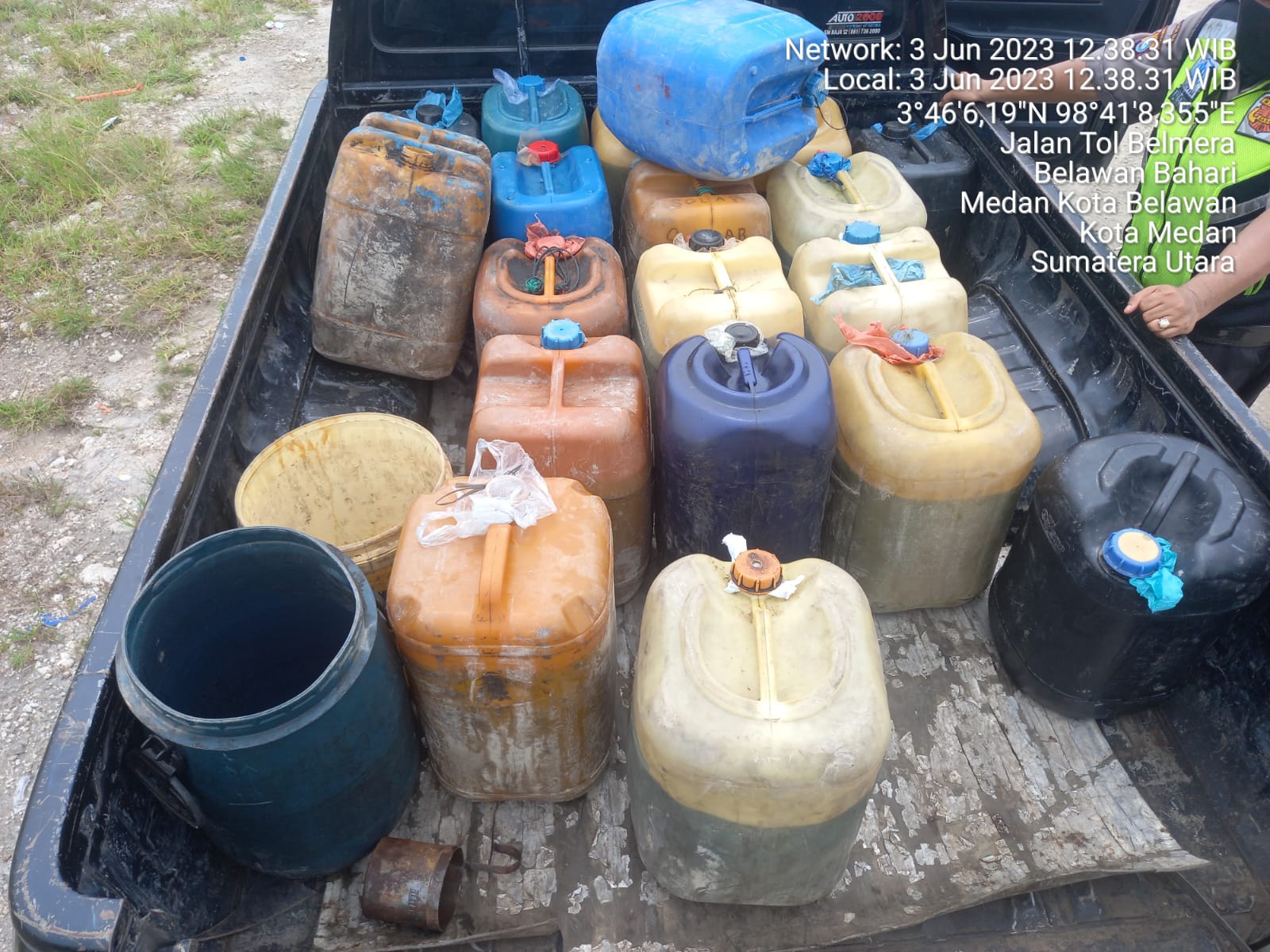 Pertamina Patra Niaga Lakukan Patroli Jalur Pipa BBM Di Belawan