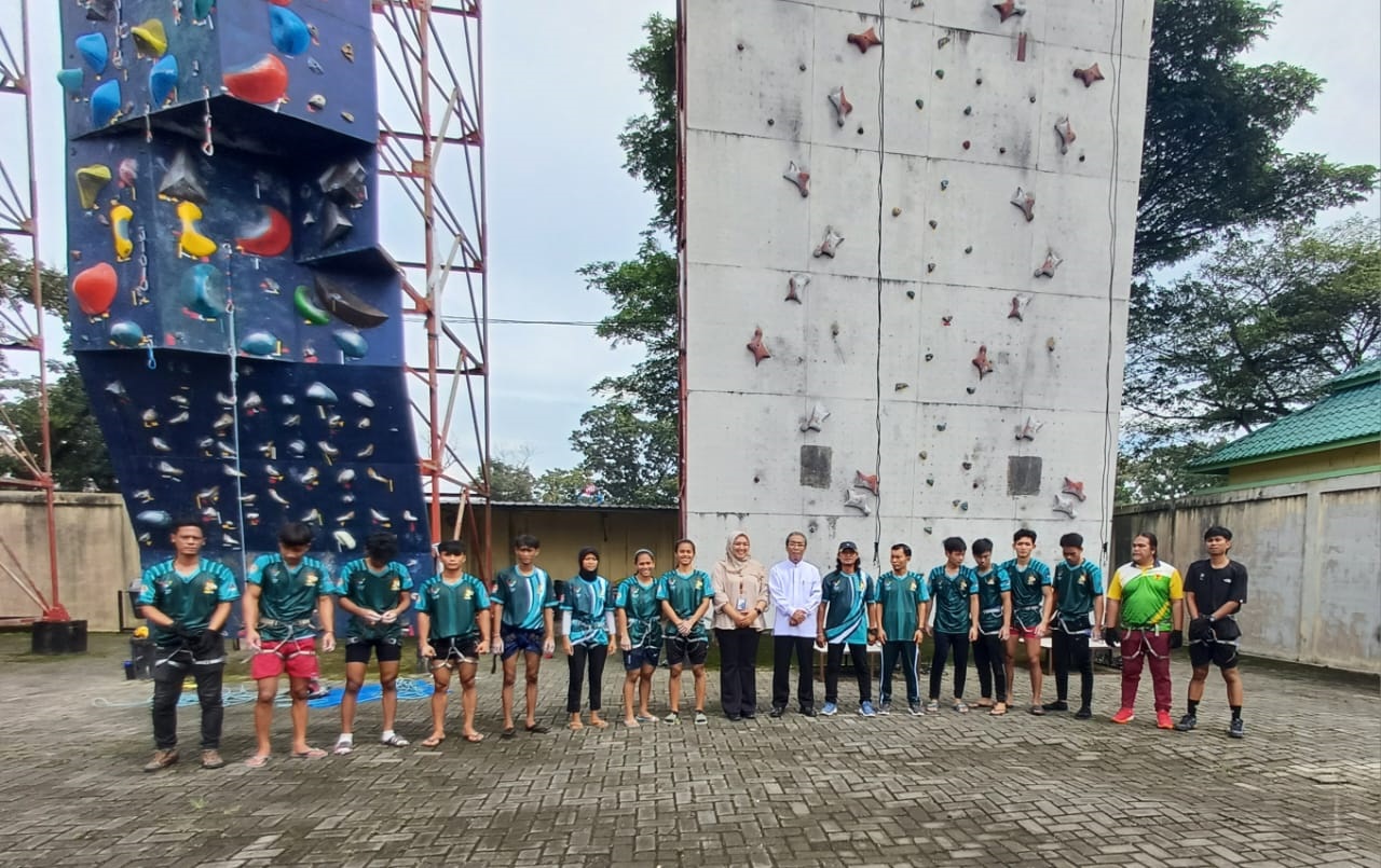 Atlet Panjat Tebing Sumut Semangat Persiapan PON