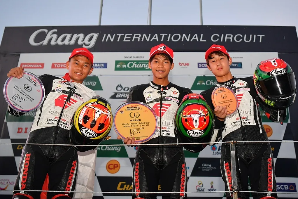 Honda Apresiasi Pebalap Binaan Podium TTC