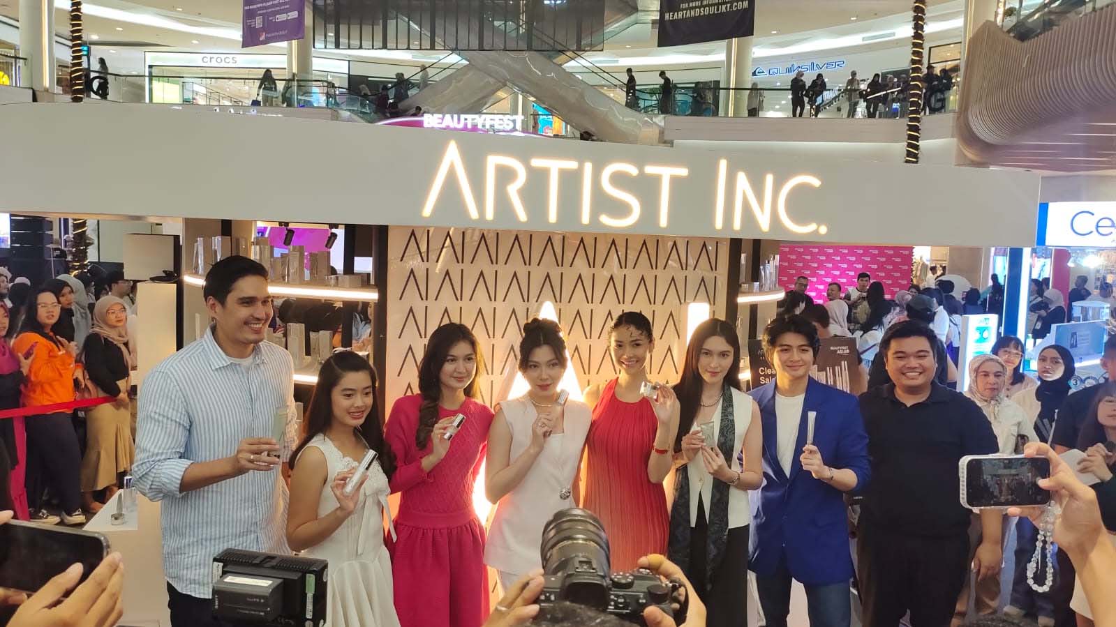 Tujuh Bintang Muda Gabung Di Skincare Viral Artist Inc