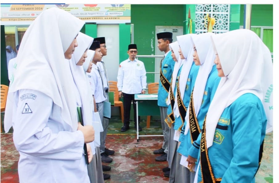 MAN Binjai Lantik Pengurus OSIM 2024-2025