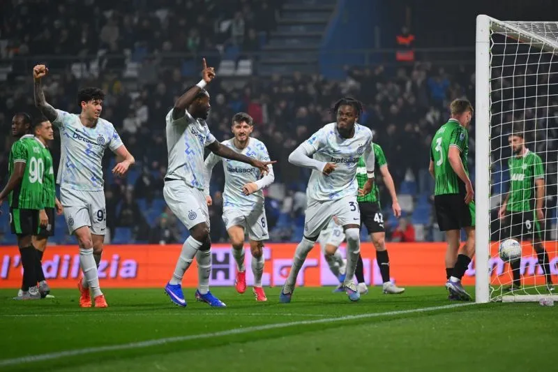 Inter Kokoh Puncak Klasemen Usai Bantai Sassuolo 5-0