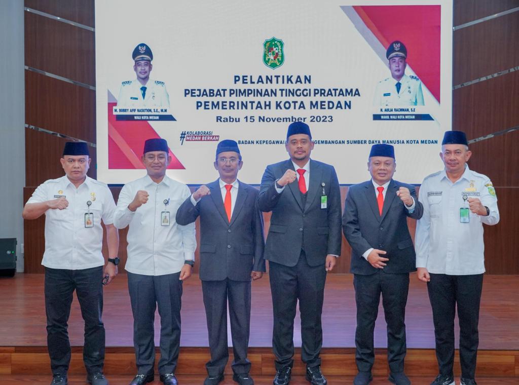 Wali Kota Lantik Endar Jadi Kepala Bapenda Dan Benny Sinomba Jadi Kadis Pendidikan Dan Kebudayaan
