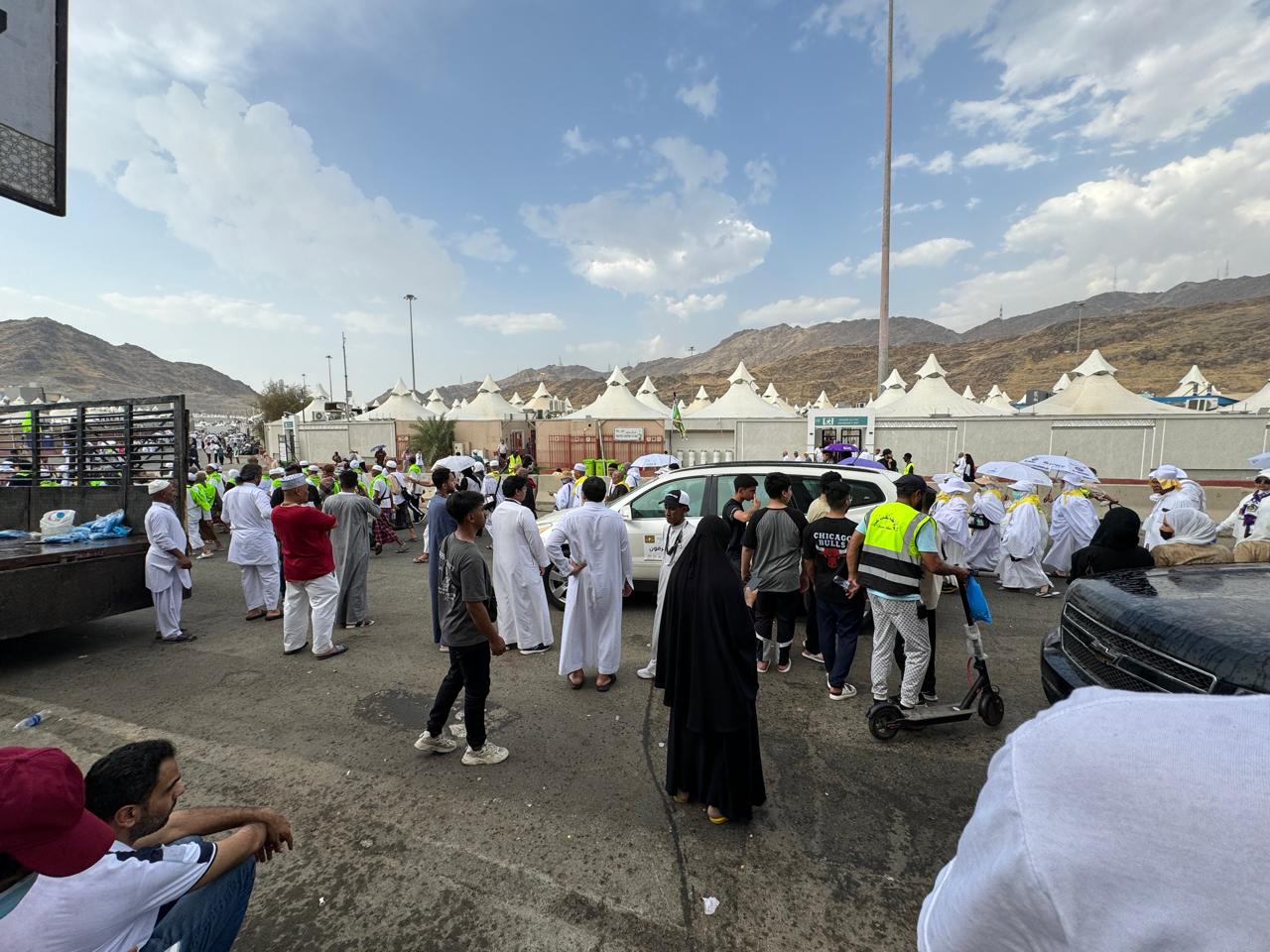 Jemaah Haji Bersyukur Hujan Deras Di Makkah