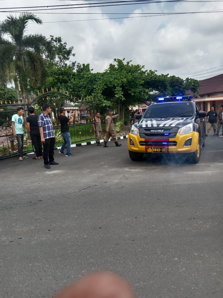 KPK RI Tangkap Bupati Bersama Plt. Kadis Kesehatan