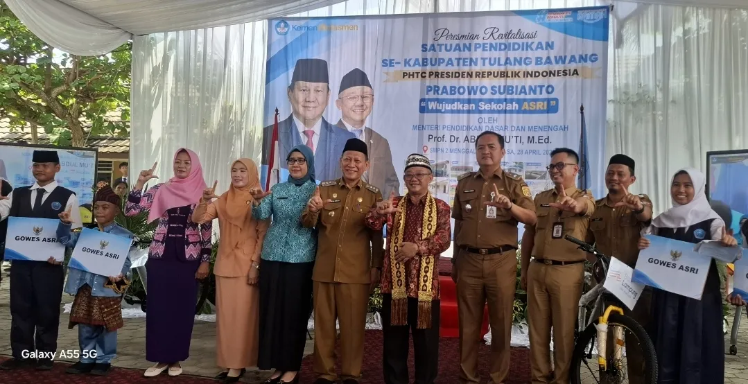 Revitalisasi dan Digitalisasi Sekolah Dipercepat, Mendikdasmen Dorong Kualitas Pembelajaran di Tulang Bawang