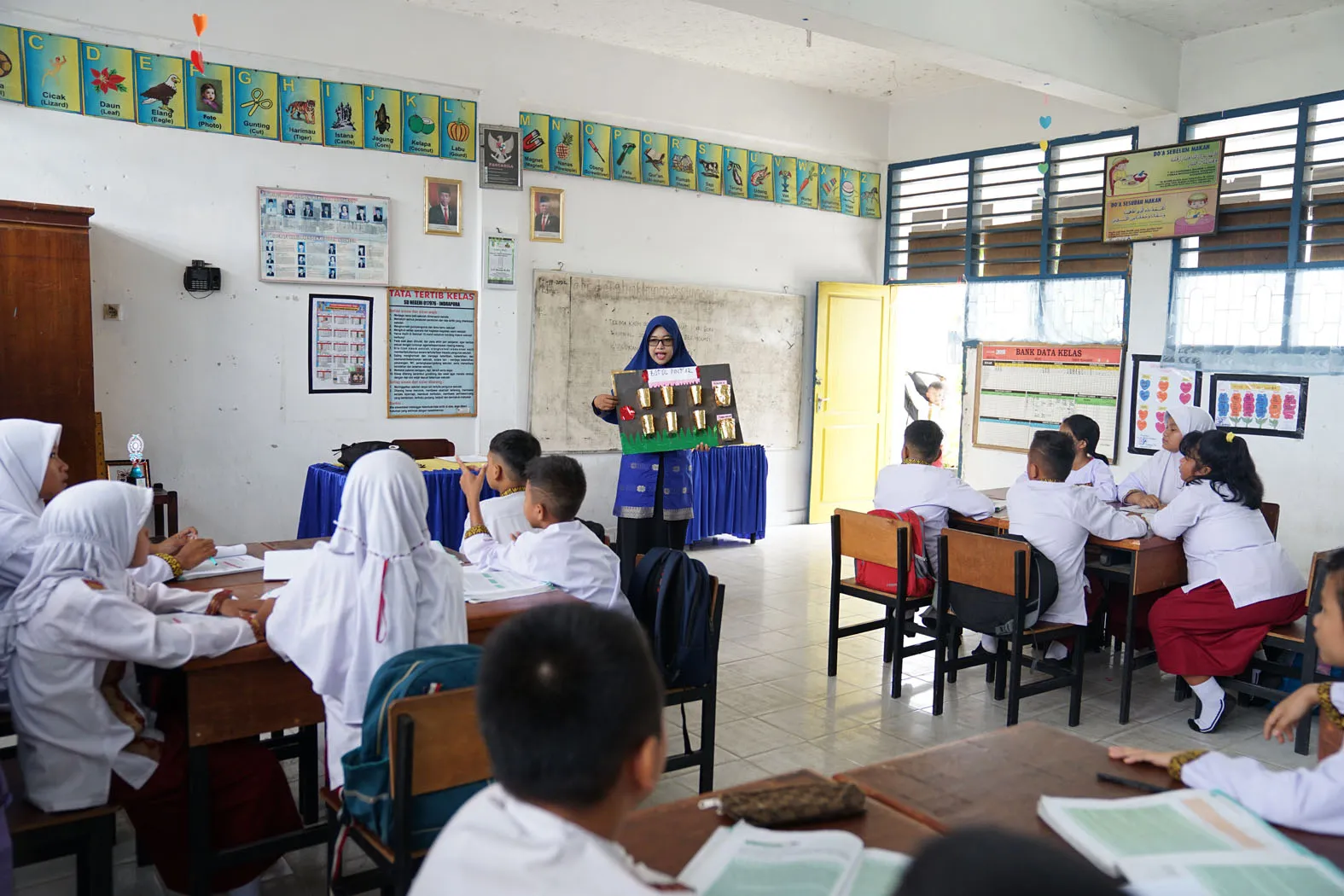 'Botol Pintar' Bawa Lili Gusni Menjadi Guru Inovatif &amp; Inspiratif