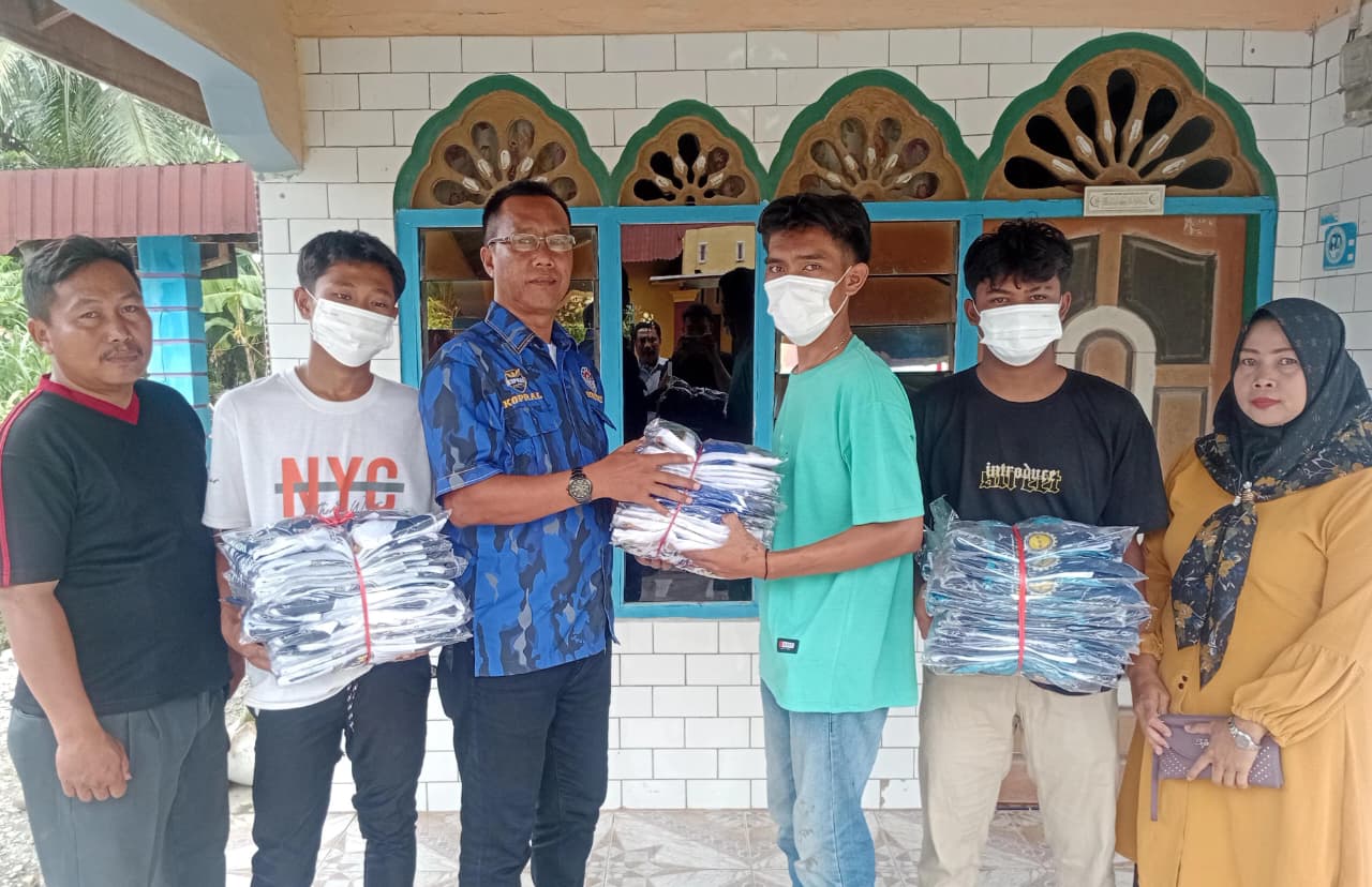 Ricky Anthony Dukung Klub Sepakbola Langkat