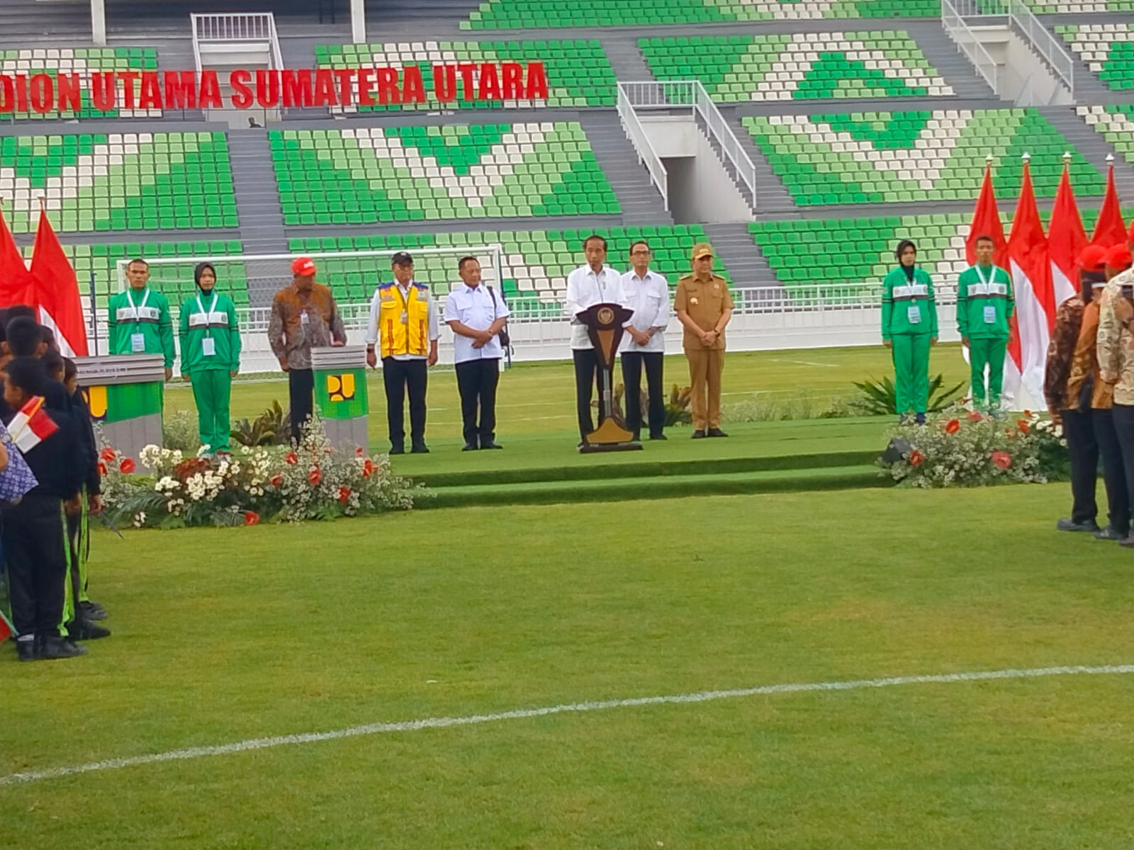 Jokowi Resmikan Stadion Utama Sumut
