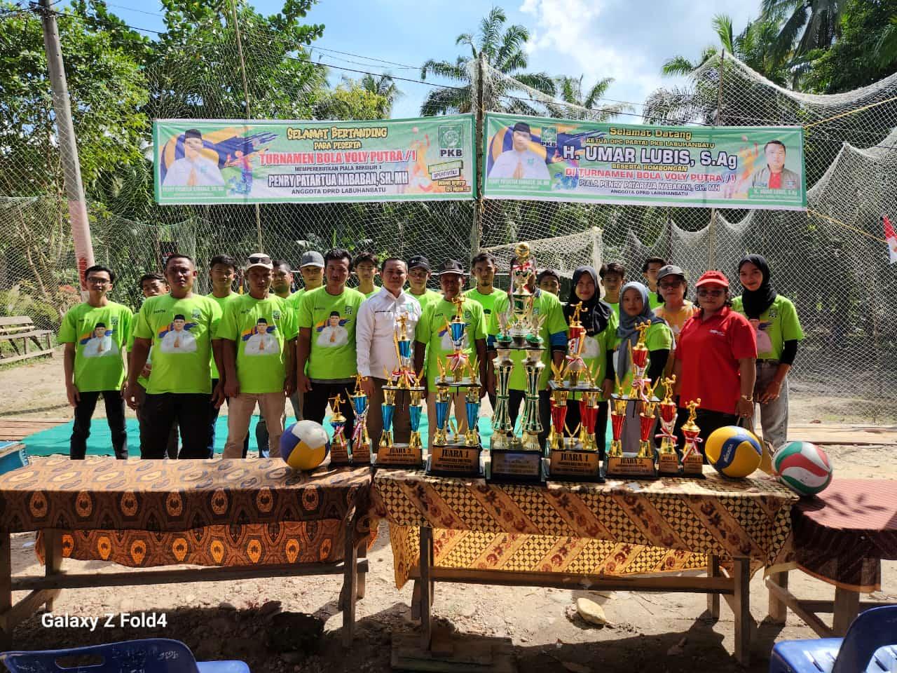 Anggota DPRD Labuhanbatu Gelar Turnamen Bola Voli
