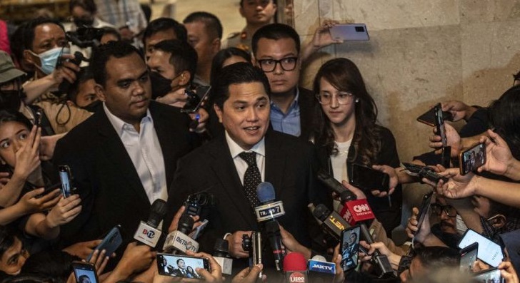 Presiden Jokowi Minta Erick Thohir Reformasi Total PSSI