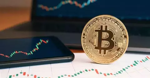 Bitcoin Melemah Di Tengah Tekanan Global