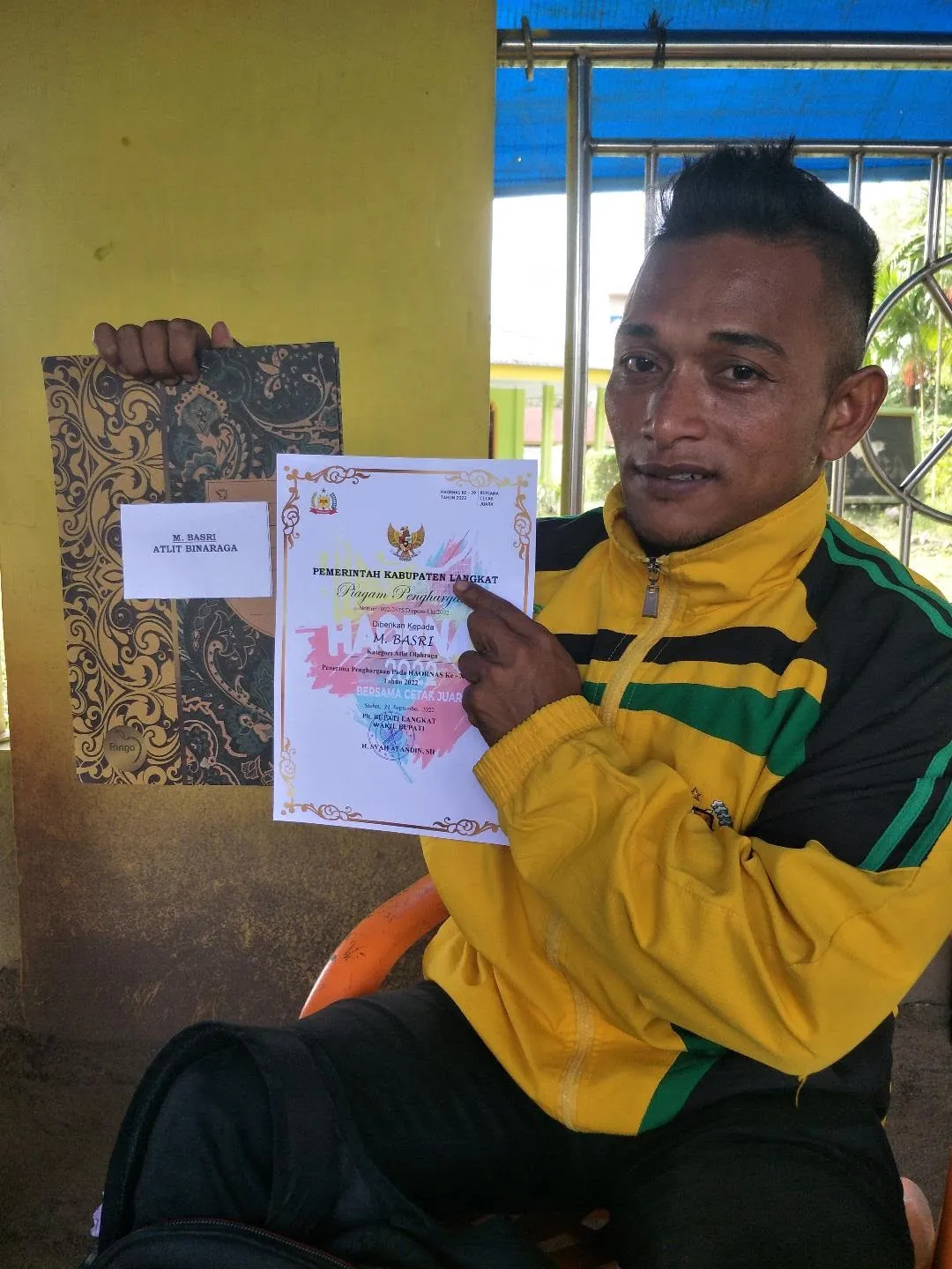 M Basri Senang Terima Penghargaan Haornas