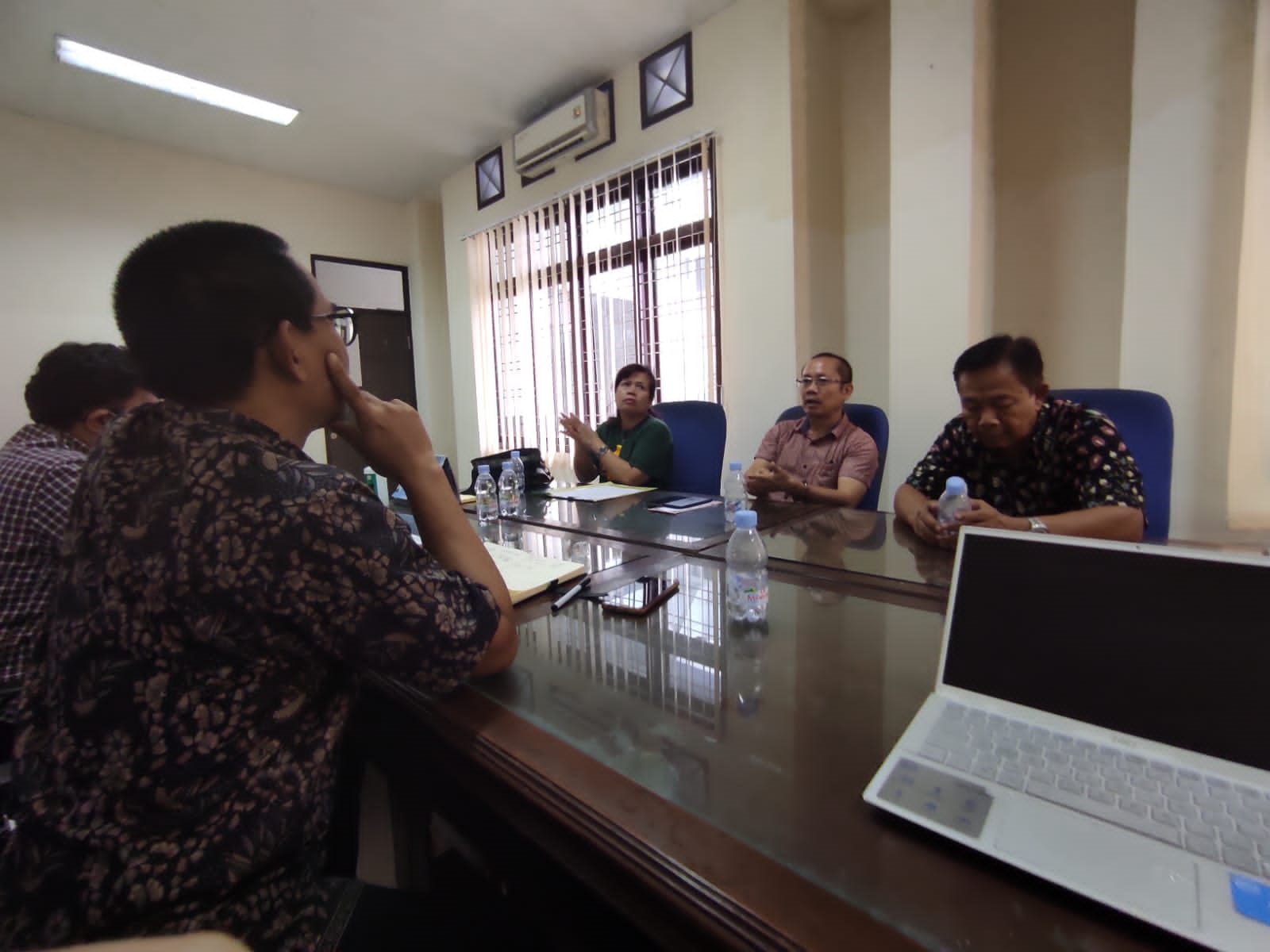 KPPU Panggil Distributor Minyakita Terkait Temuan Praktek Tying In