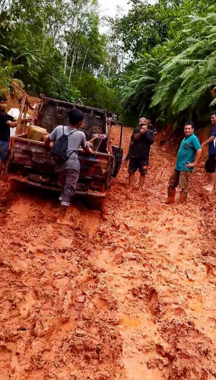Di Madina, Jalan Di 18 Desa Dekat 'Perkebunan Raksasa' Hancur Lebur