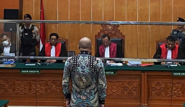 Divonis Seumur Hidup, Teddy Minahasa Banding