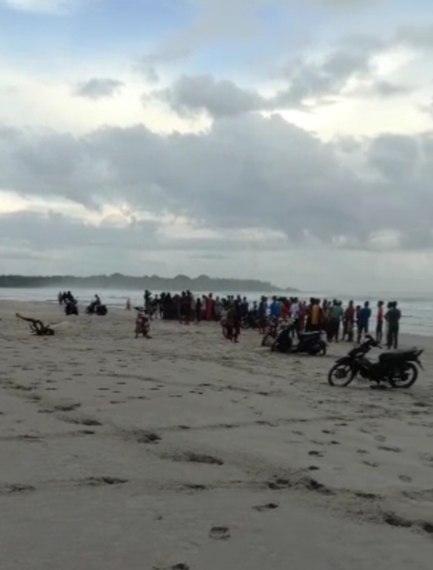 Pelajar SLTA Hanyut Di Pantai Mutiara Simeulue
