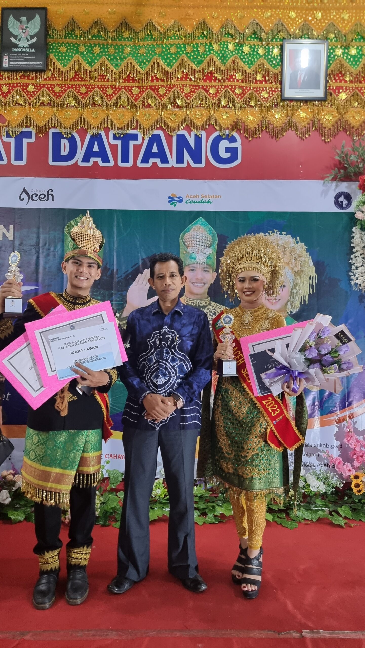 Teguh Darmawan Dan Geubrina Zikra Barizki Duta Wisata Aceh Selatan 2023