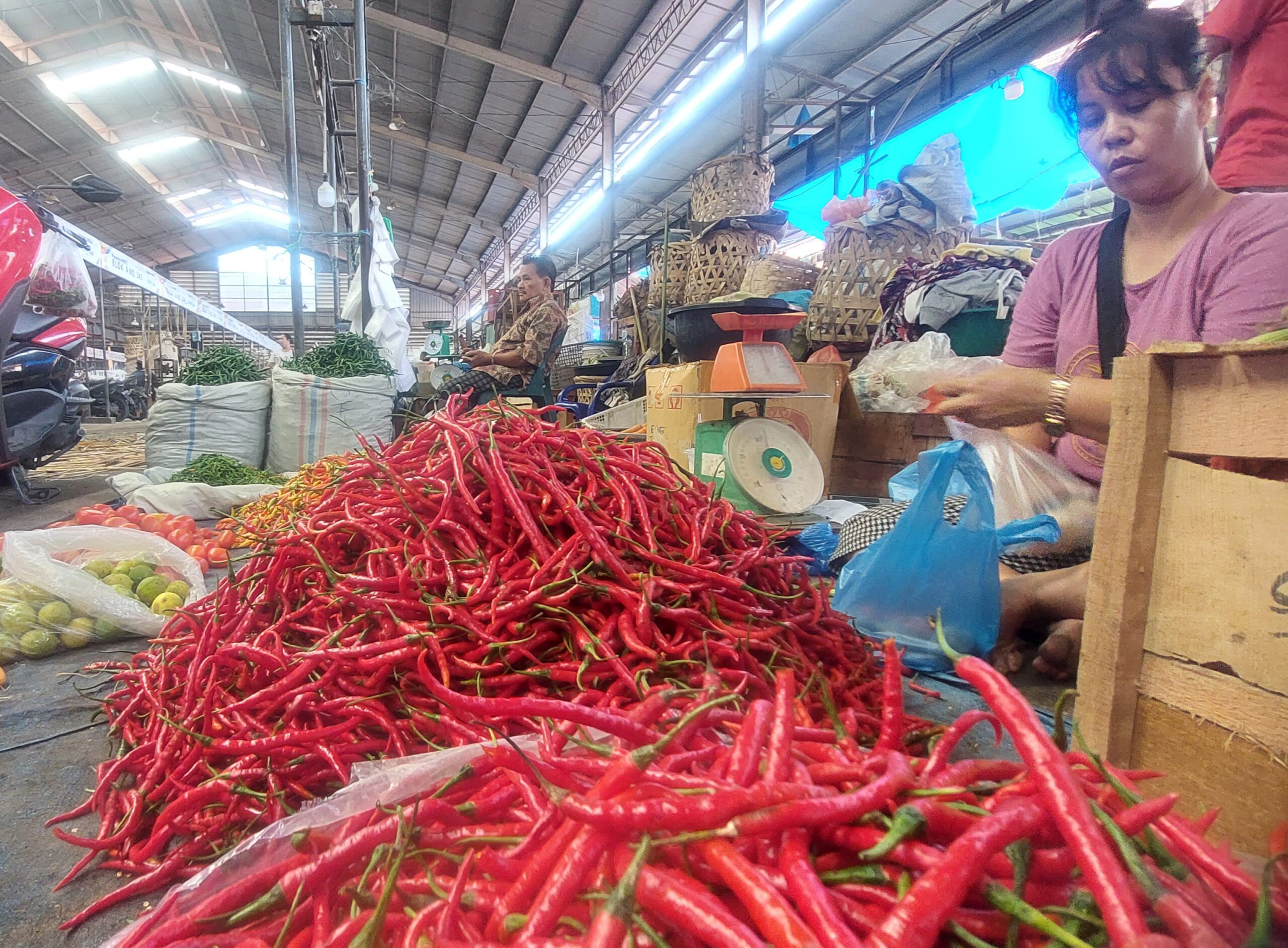 Harga Cabai Dan Daging Ayam Naik