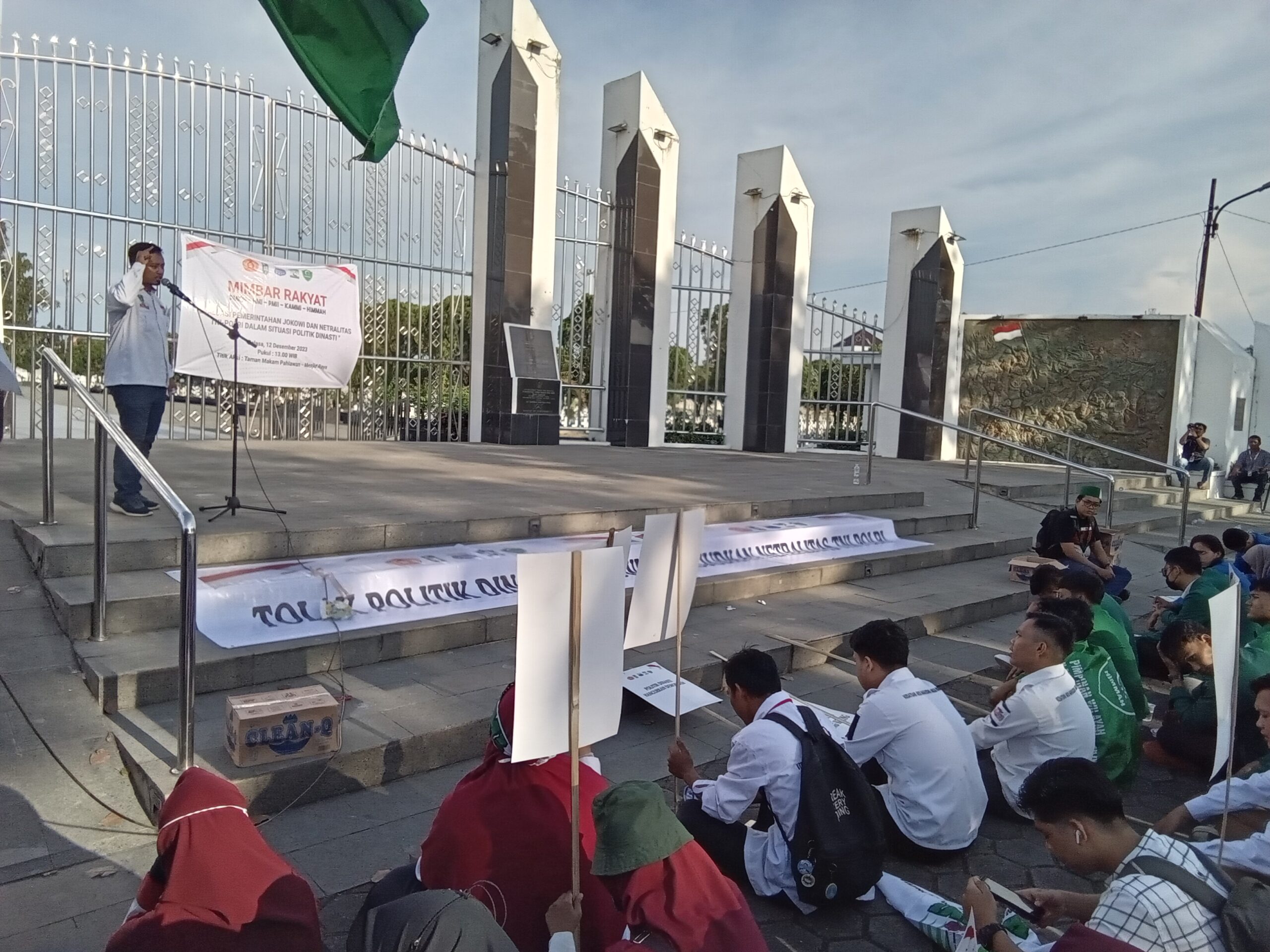 Mahasiswa Tolak Politik Dinasti Jokowi