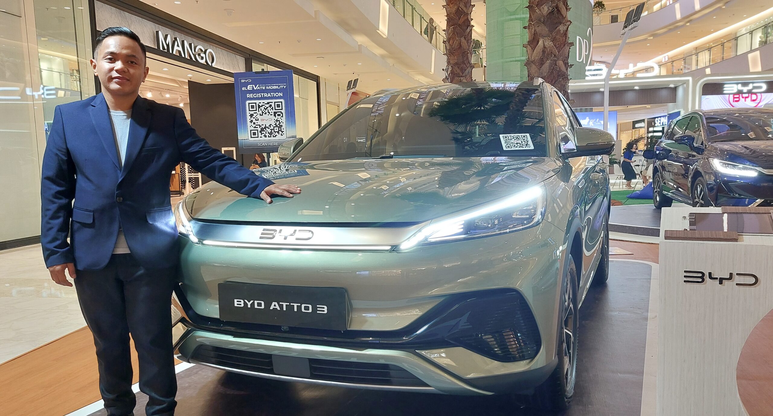 Kecanggihan Teknologi Dan Inovasi Mobil Listrik BYD Dipamerkan Di Medan