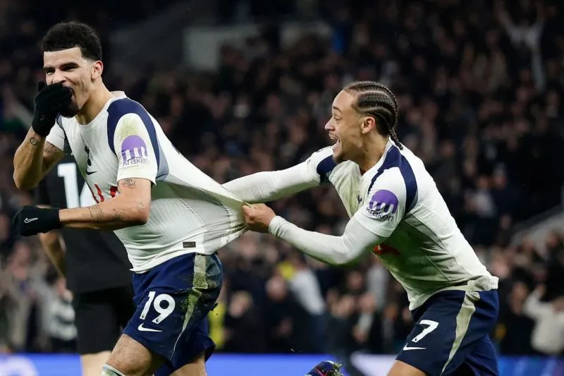 City Gagal Pangkas Jarak Arsenal Usai Diimbangi Hotspurs