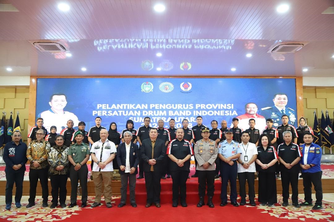 Pj Gubsu Tantang Drum Band 10 Emas PON