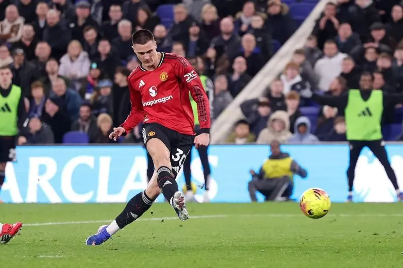 Liga Inggris: MU Kembali Huni 4 Besar
