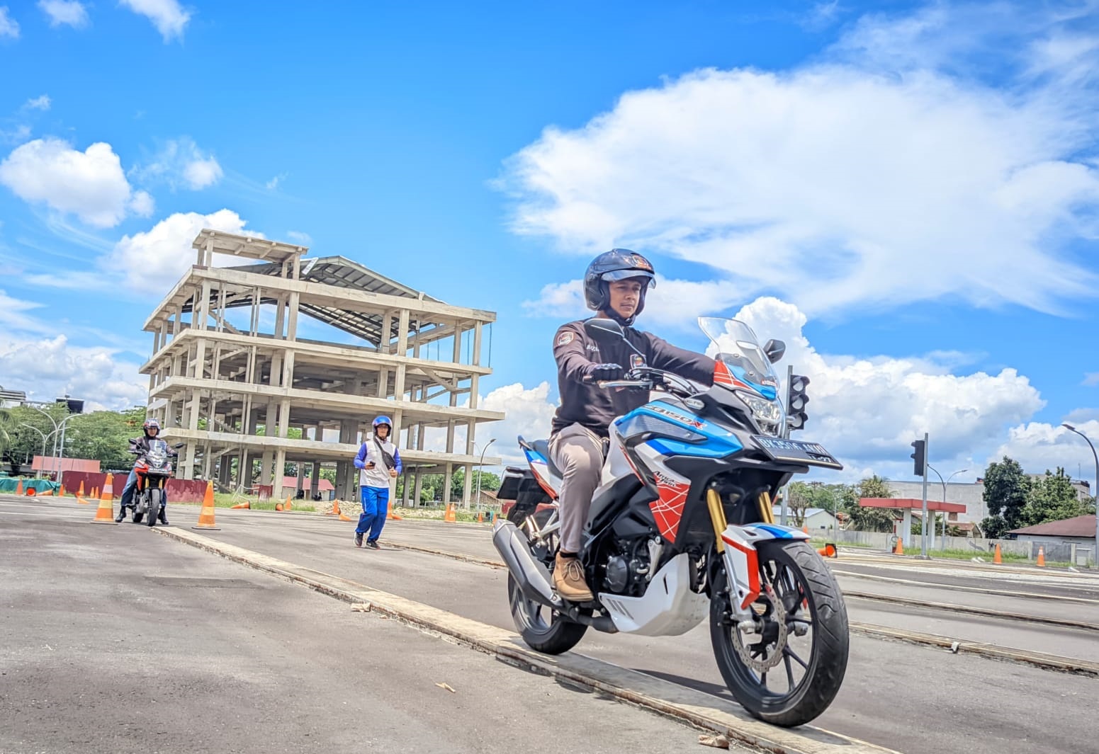 Honda Gelar Kompetisi Safety Riding Komunitas
