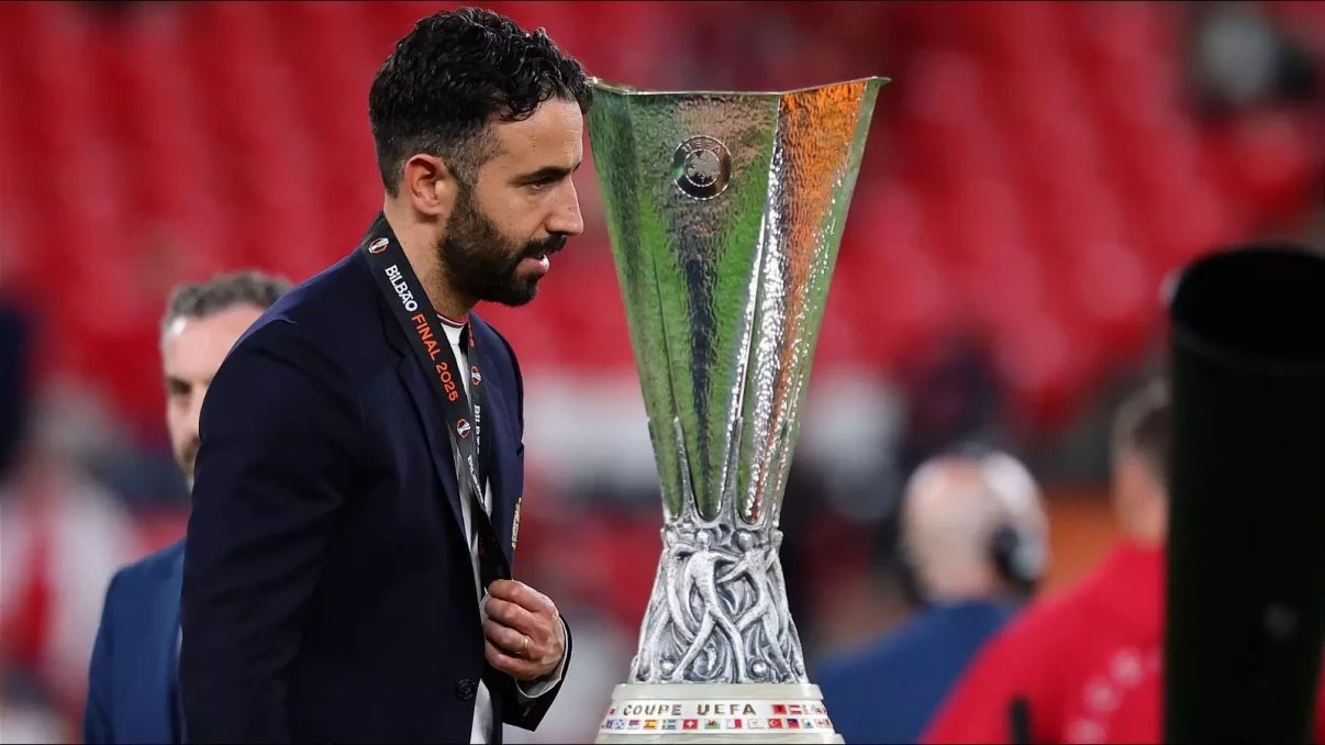 Amorim Siap Tinggalkan MU Tanpa Kompensasi