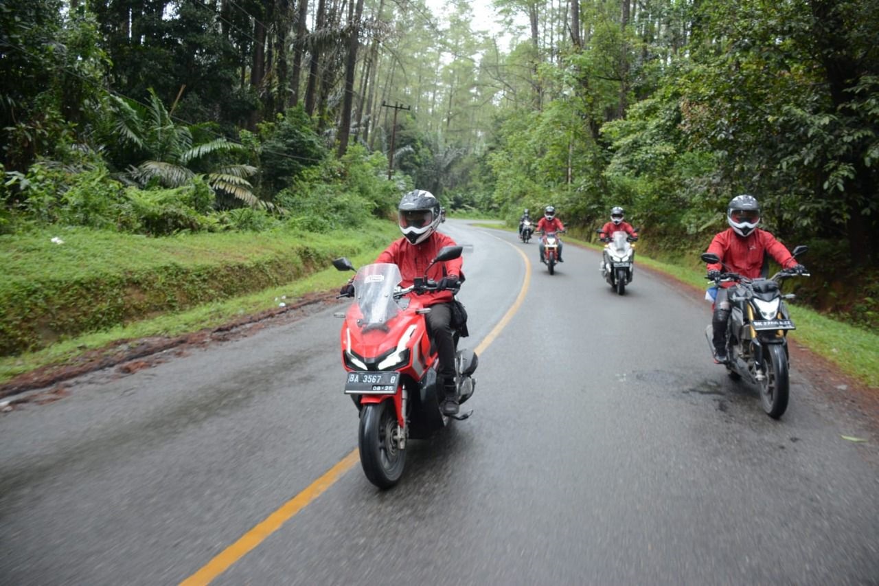 Tips Cerdas Berkendara Di Jalur Wisata