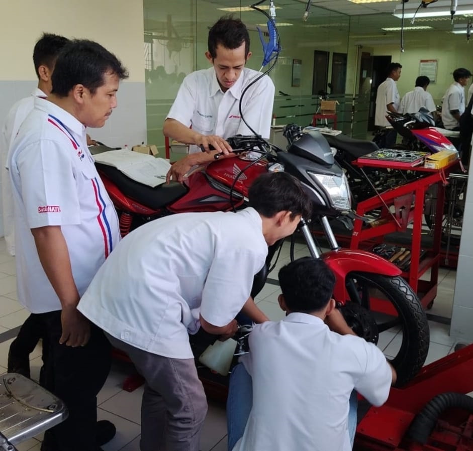Honda Inovasi Pengembangan Kompetensi Mekanik Sumut