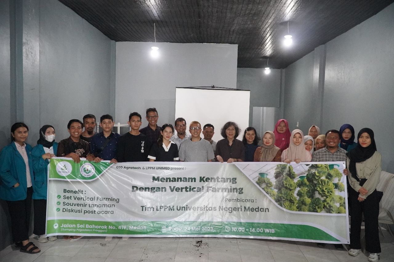 Dosen Unimed Dan PT. G10 Agrotech Perkenalkan Teknologi “Vertical Farming” Untuk Petani Kentang
