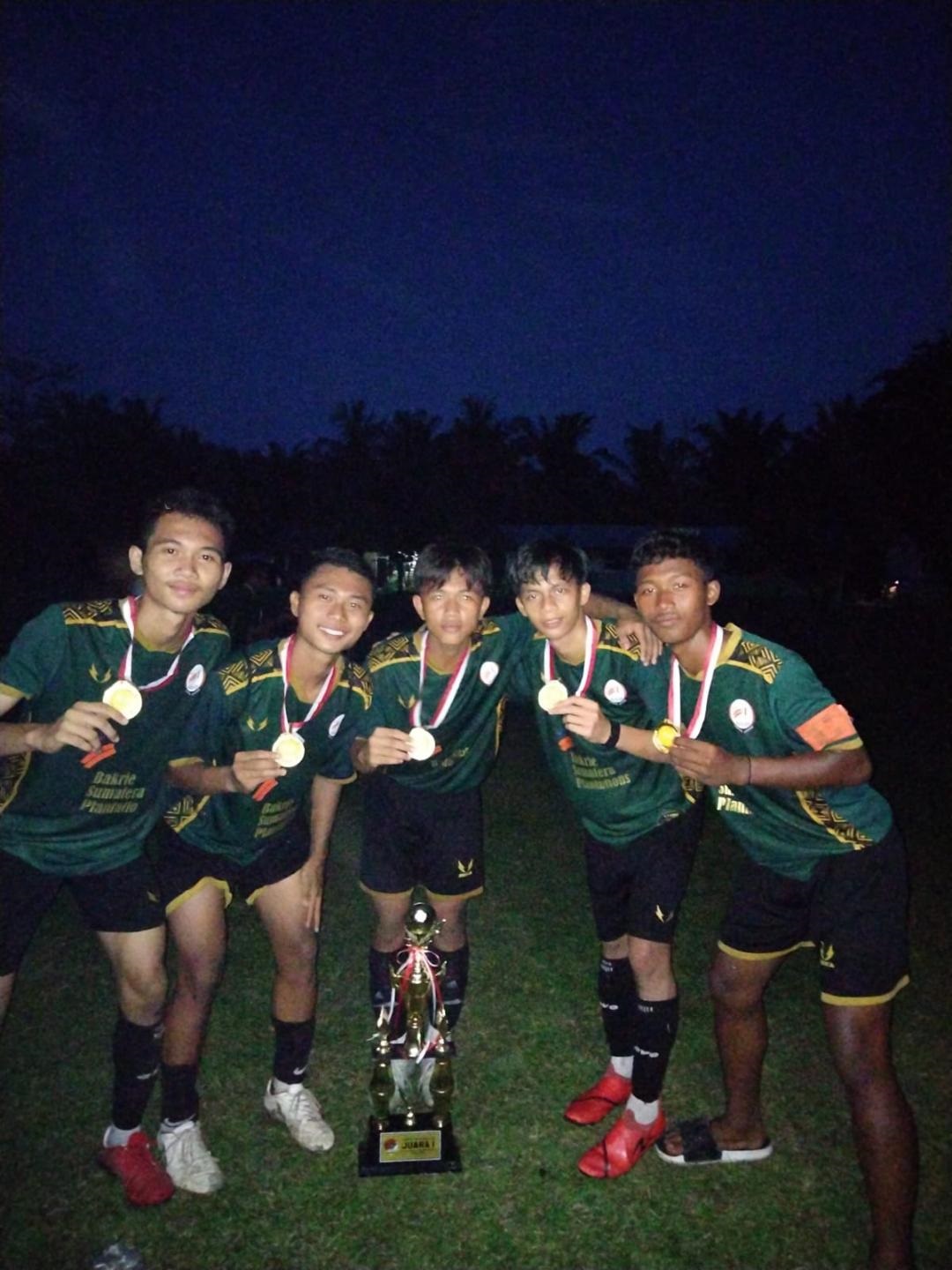 Bakrie Asahan Juara Festival Sepakbola U-16