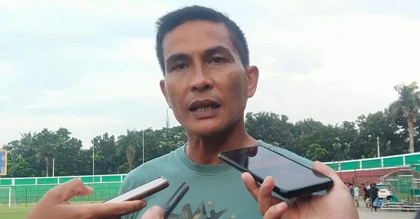 Suporter Beri Deadline Ridwan Saragih