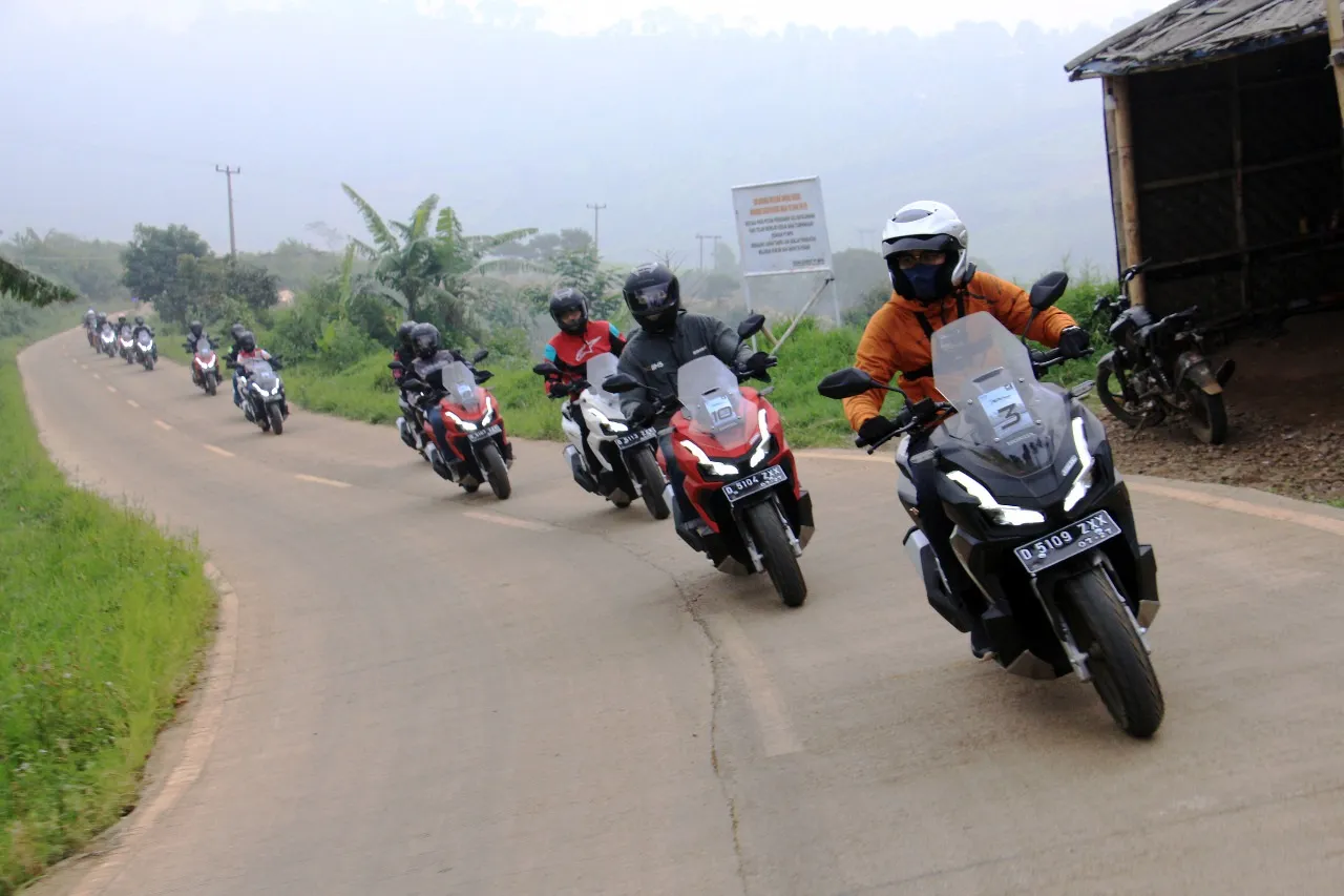 Tips Aman Touring Akhir Tahun