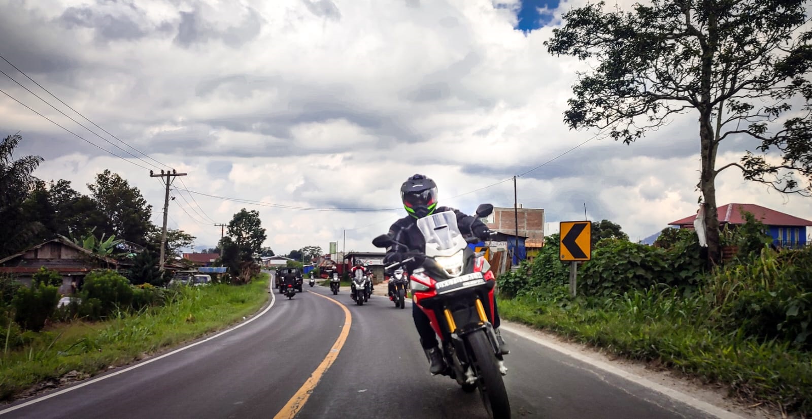 Pahami Jenis Dan Fungsi Ban Untuk #Cari_Aman