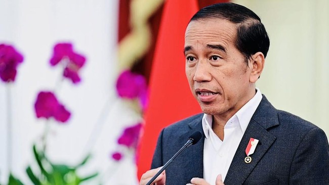 Jokowi Beri Tugas Khusus Erick Thohir Hindarkan Sanksi FIFA