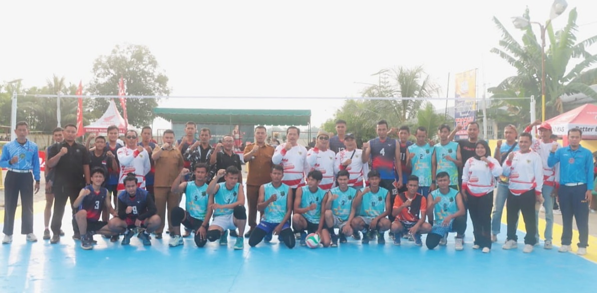 14 Tim Ikut Turnamen Voli Pemdes Paya Lombang