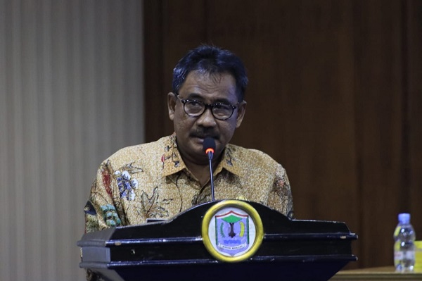 Amir Hamzah, Wali Kota 'Bongkar Pasang'