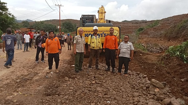 Jalan Amblas Tapsel-Madina Ditimbun, Jalur Batangtoru Aman Dilintasi