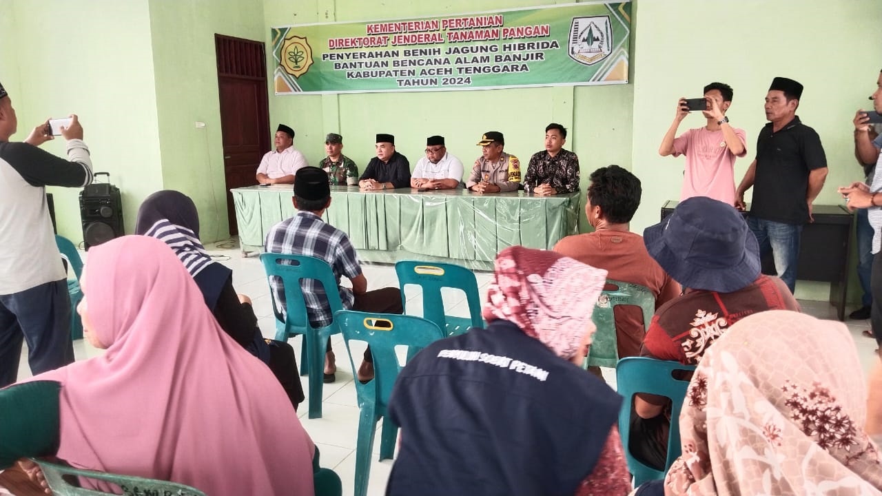 66 Kelompok Tani Agara Terima Bantuan Benih Jagung