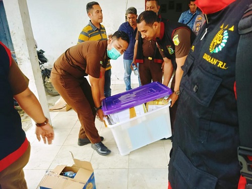 Penyidik Geledah Kantor PT CA Terkait Dugaan Korupsi Rp10 T