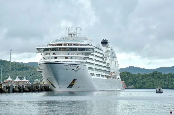 Pj Wali Kota Sabang : Kunjungan MV. Seabourn Encore Berdampak Positif Bagi Pariwisata Dan UMKM