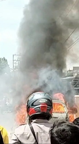Innova Hangus Terbakar Di Nagan