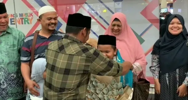 Kepulangan Ahsin, Bocah Juara II MTQ Aljazair Disambut IPQAH Dan Pemko Langsa
