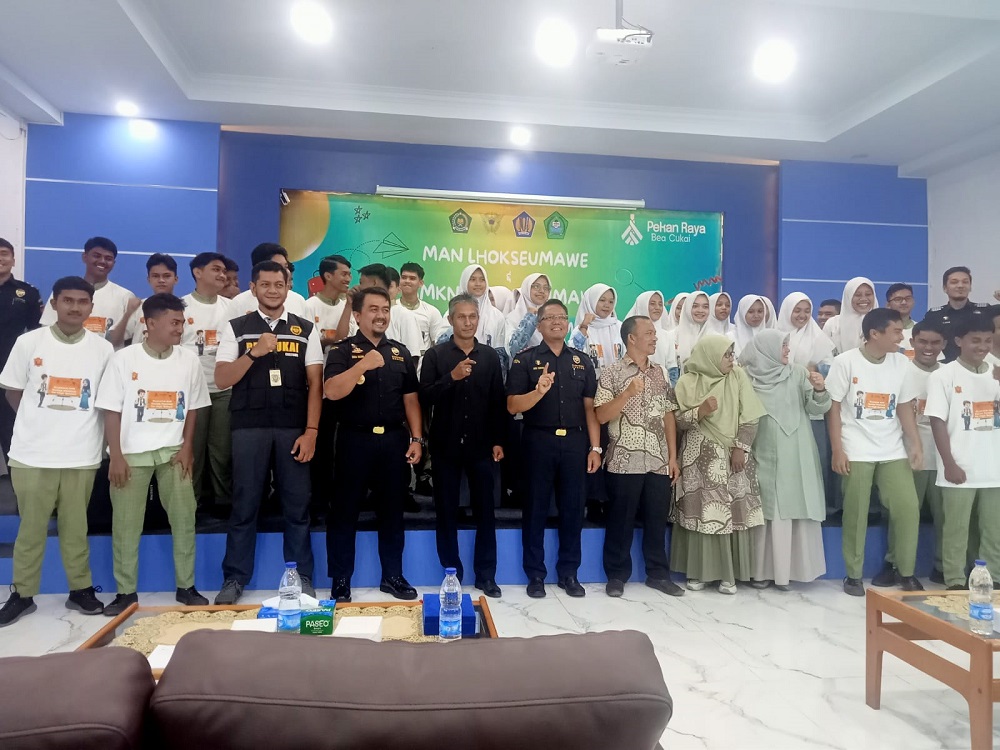 MAN Dan SMK 3 Goes To Beacukai Lhokseumawe Untuk Mengenal Fungsi Tugasnya